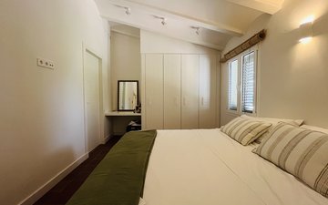 Property slide 35
