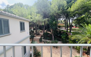 Property slide 42