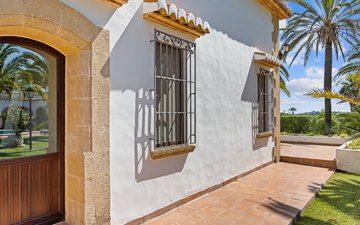 Property slide 19