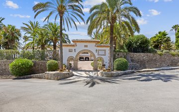 Property slide 43