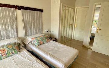 Property slide 10