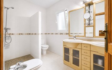 Property slide 15