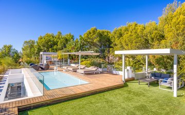 Property slide 19