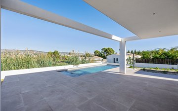 Property slide 50
