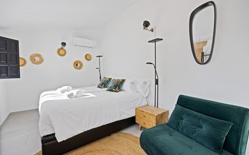 Property slide 25