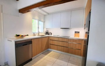 Property slide 8