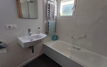 Property slide 16