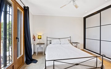 Property slide 25