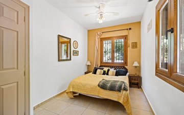 Property slide 34
