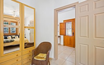 Property slide 35