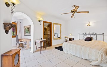 Property slide 39