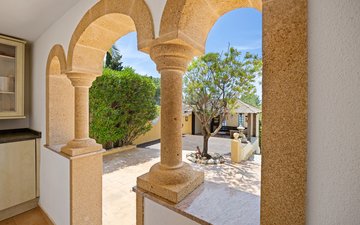 Property slide 46