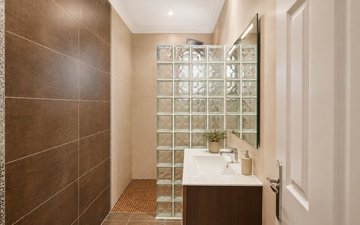 Property slide 39