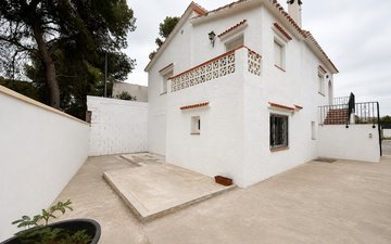 Property slide 12