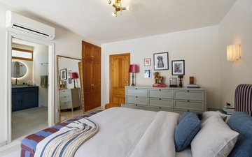 Property slide 20