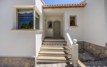 Property slide 38