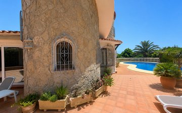 Property slide 39