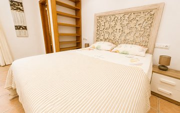 Property slide 18