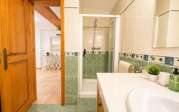 Property slide 21