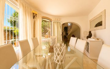 Property slide 10