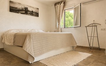 Property slide 27