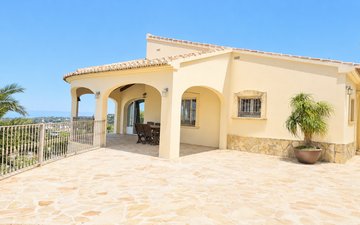Property slide 18