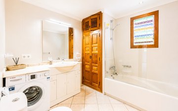 Property slide 15