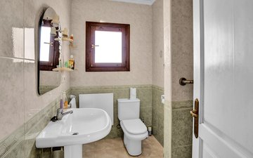 Property slide 10