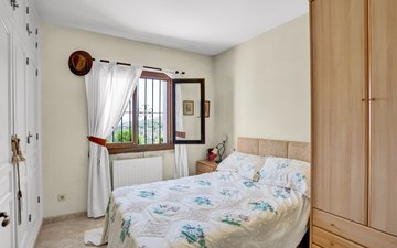 Property slide 12
