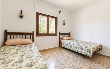 Property slide 10