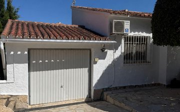 Property slide 17