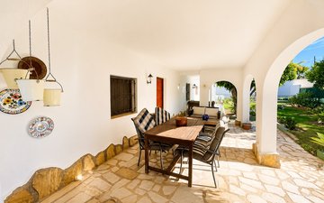 Property slide 16