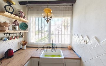 Property slide 35