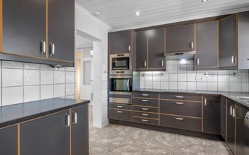 Property slide 19