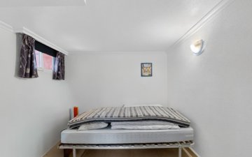 Property slide 31