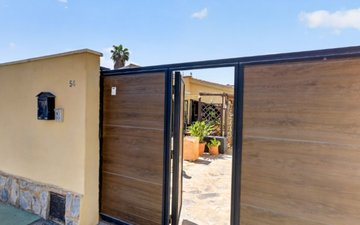 Property slide 32