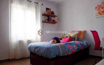 Property slide 20