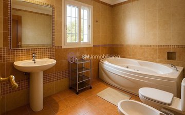 Property slide 16