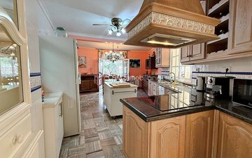 Property slide 14