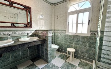 Property slide 29