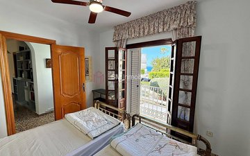 Property slide 31
