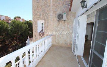 Property slide 10