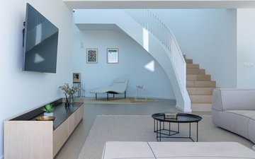 Property slide 22