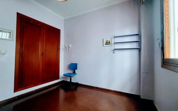 Property slide 20