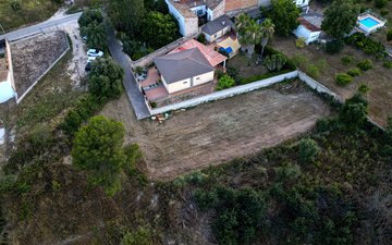 Property slide 10