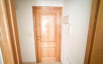Property slide 21