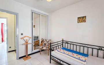 Property slide 17