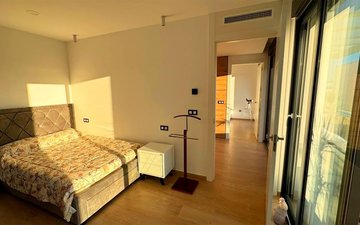 Property slide 18