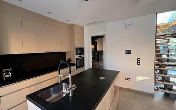 Property slide 21