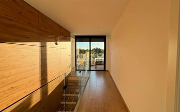 Property slide 39